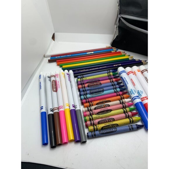 Crayola Markers Crayons & Colored Pencils Assorted Set - Picture 1 of 4